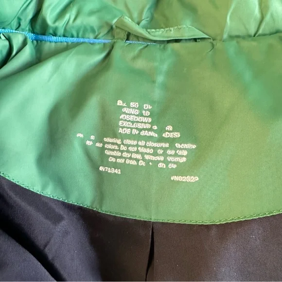 LL Bean Goosedown Puffer Coat with Removable Hood - Picture 12 of 16